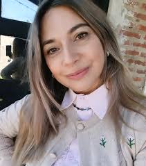 <em><strong>María E.</strong></em><em> - 63 años</em>